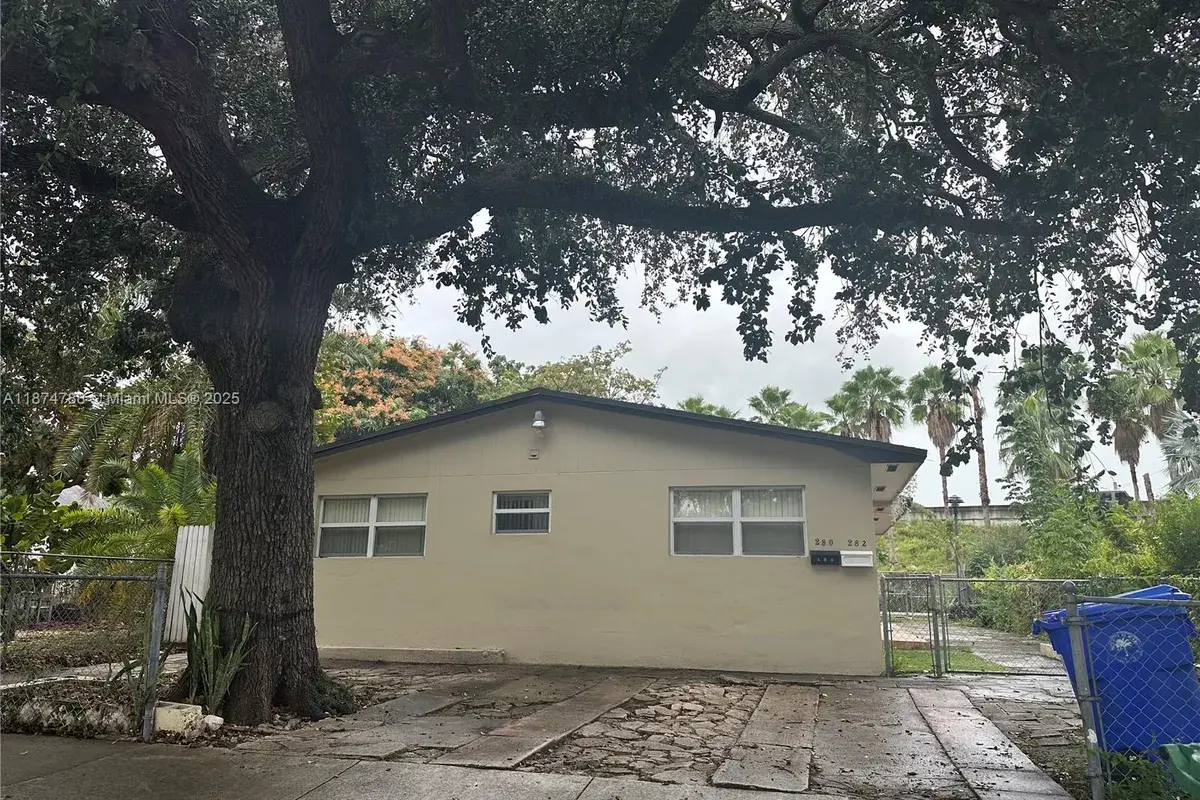 280 NW 39th St, Miami FL 33127