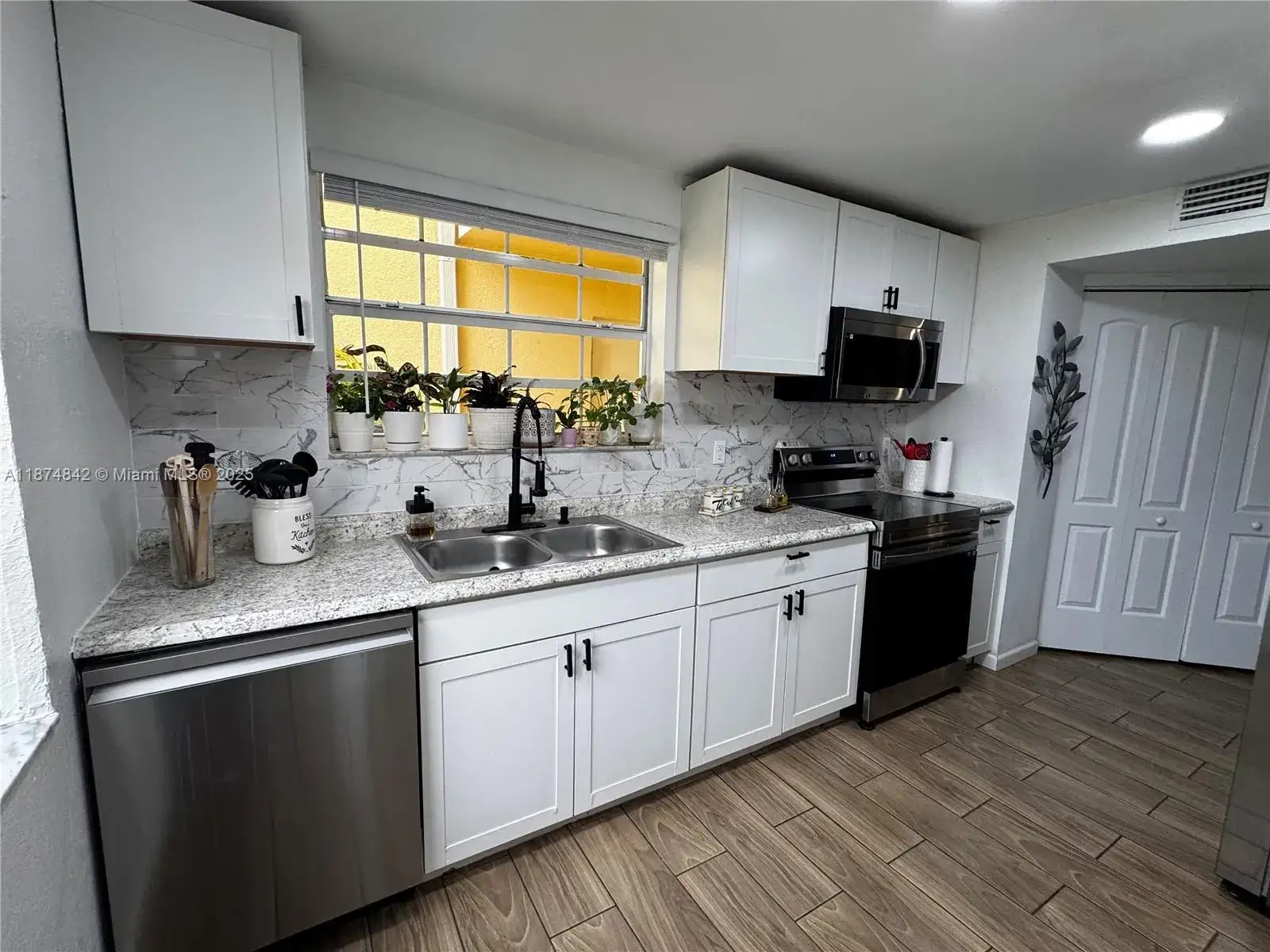 2273 SE 27th Dr # F, Homestead FL 33035 photo 4