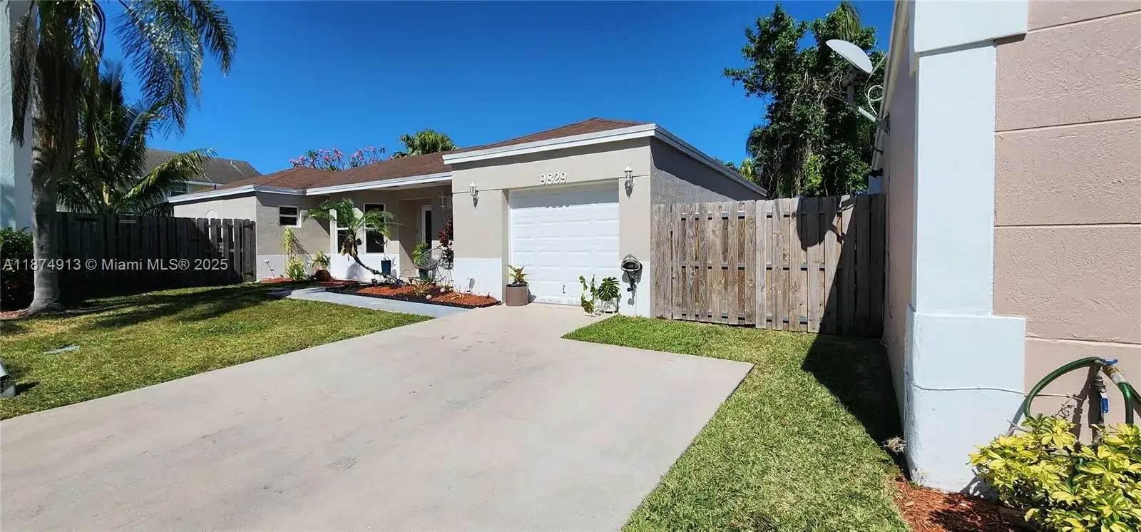 9829 SW 221st St, Cutler Bay FL 33190 photo 3