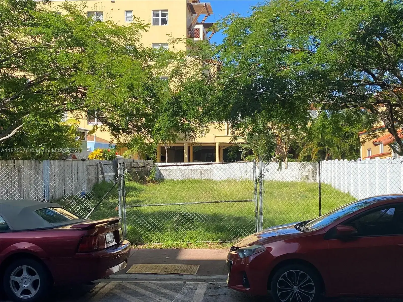 935 2nd St, Miami Beach FL 33139 photo 2