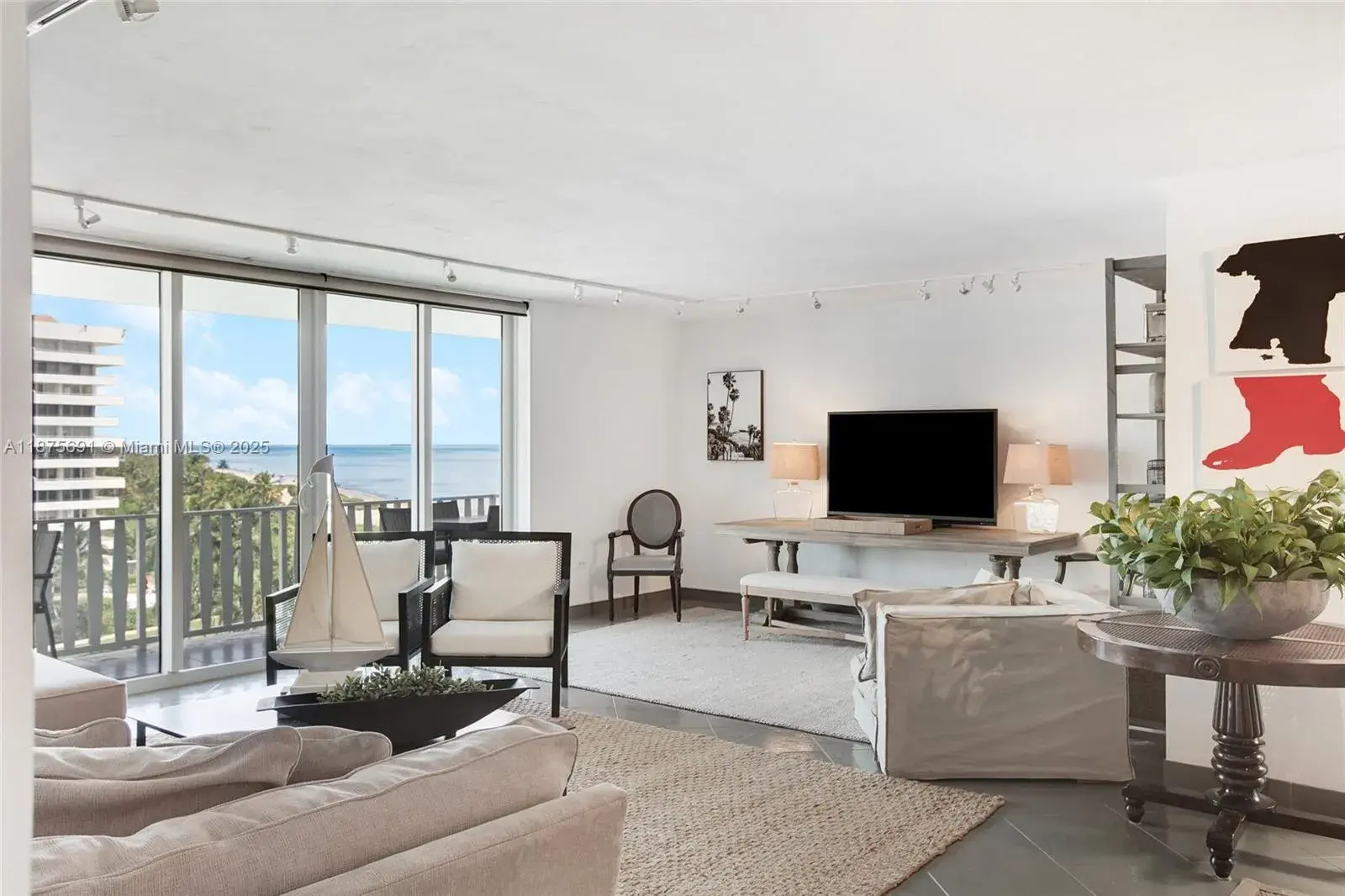 200 Ocean Lane Dr # 703, Key Biscayne FL 33149