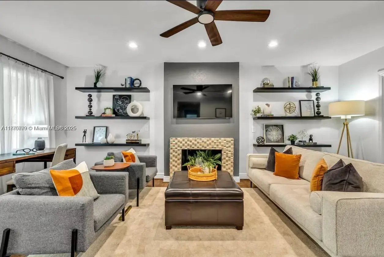 110 SE 11th Ave, Fort Lauderdale FL 33301