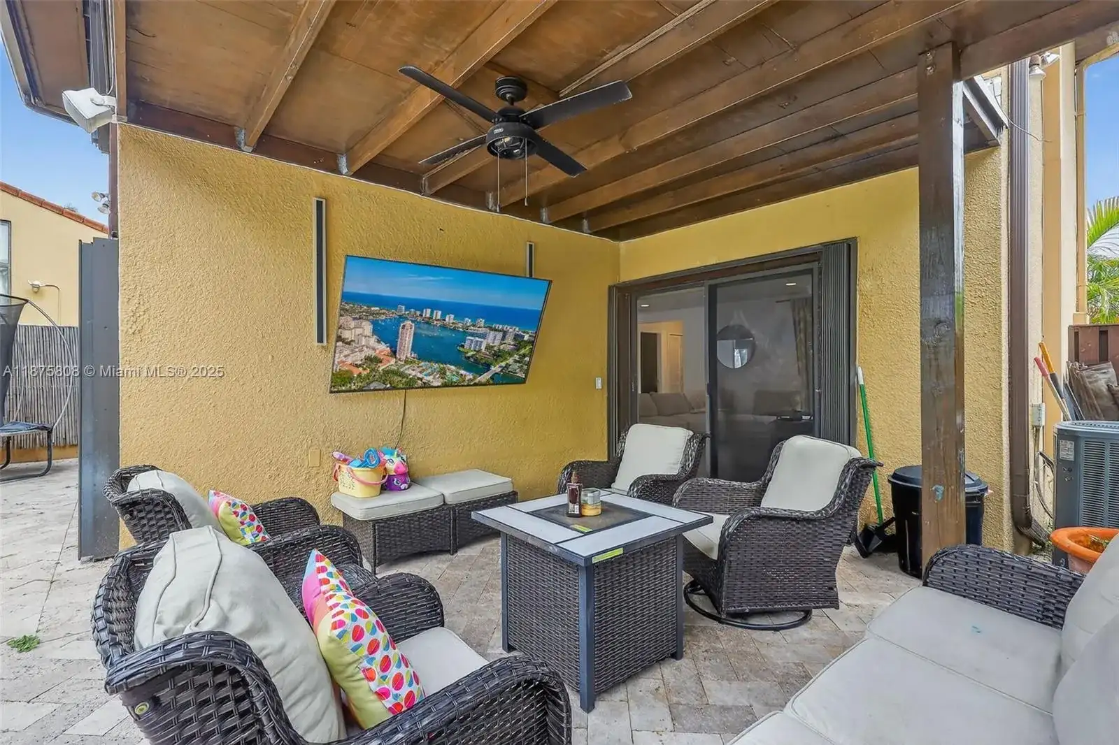 20424 NE 10th Ct Rd # 20424, Miami FL 33179 photo 4