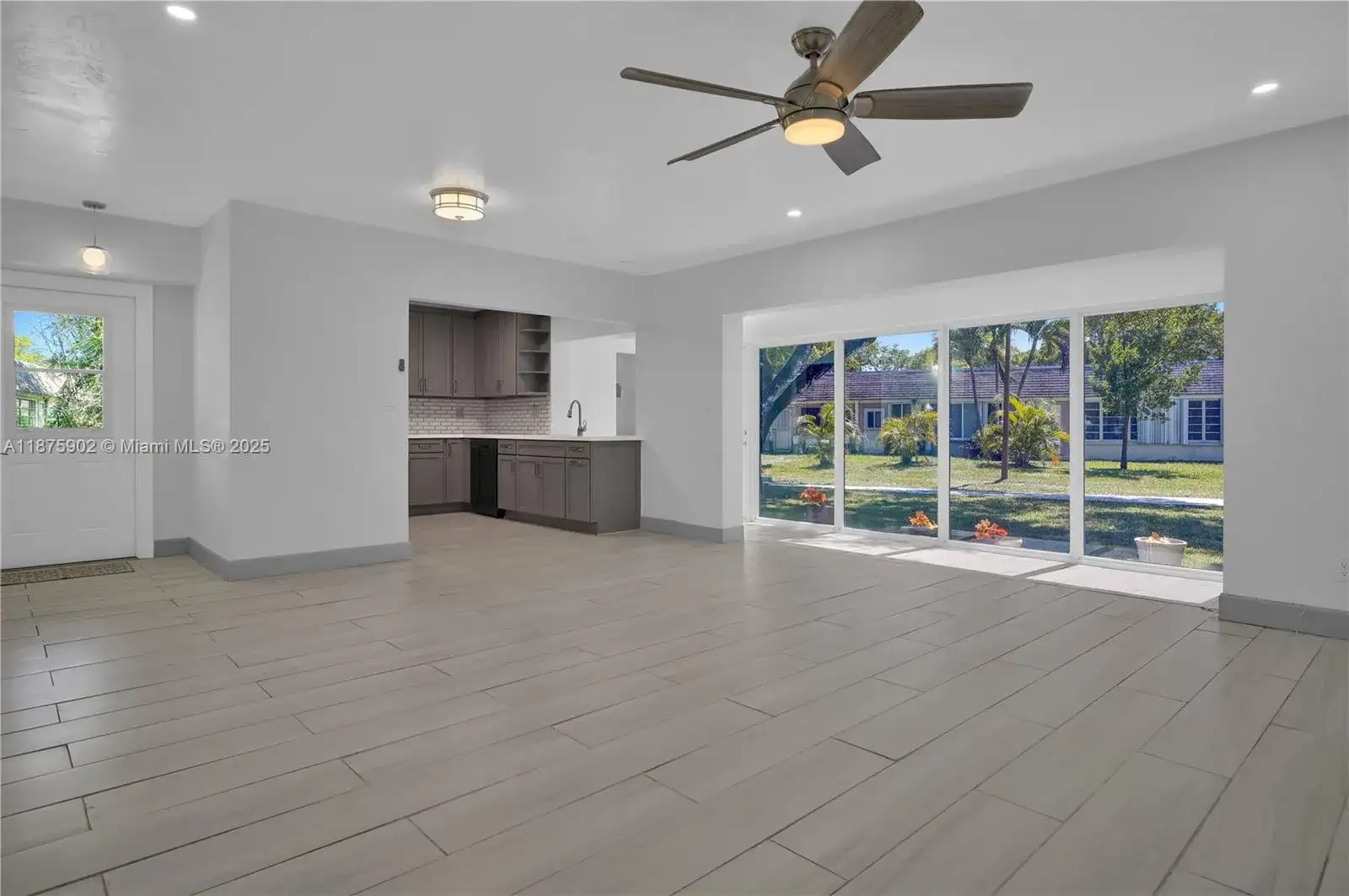 17144 SW 112th Ct, Miami FL 33157 photo 2