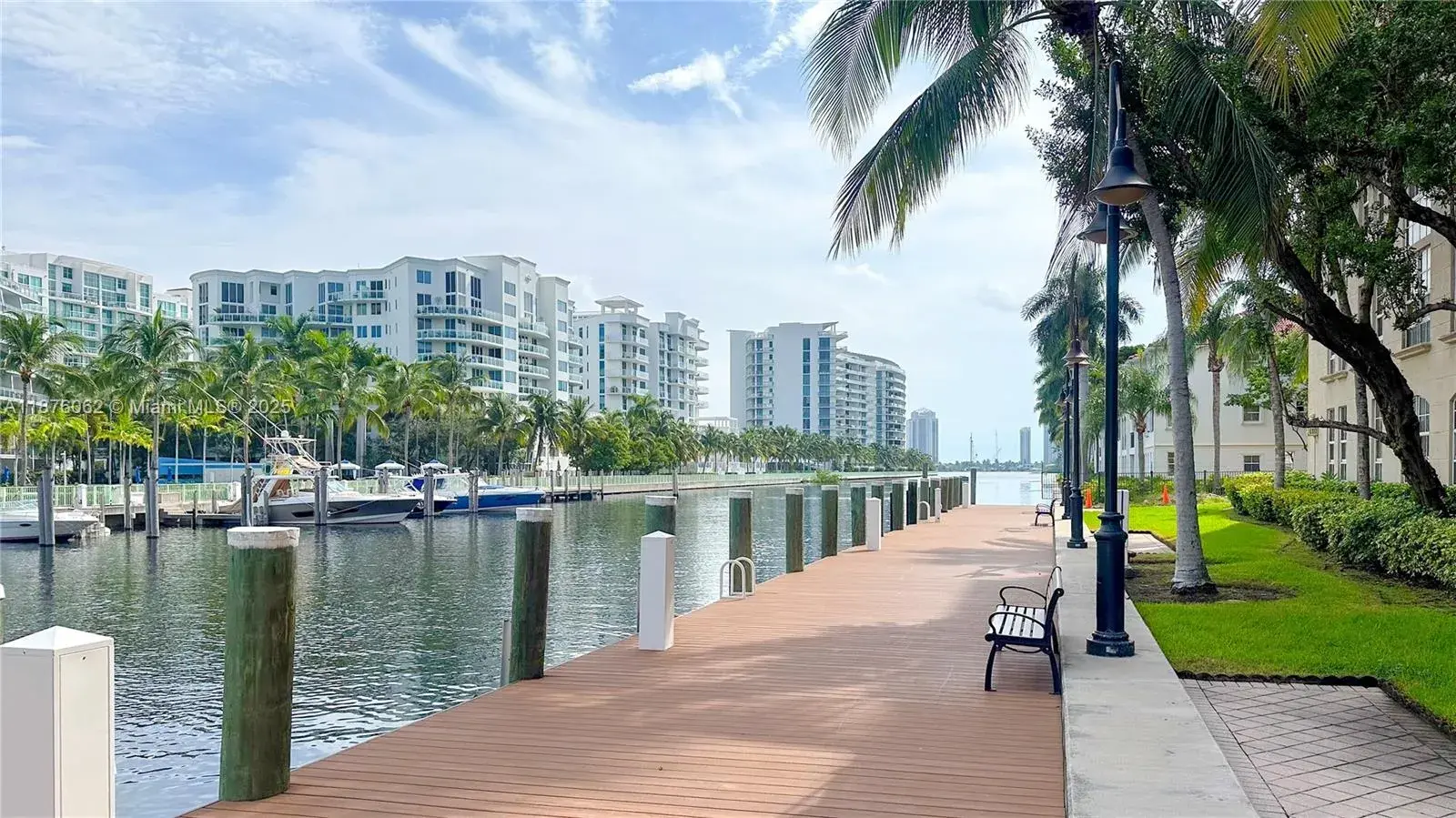 3001 NE 185th St # 317, Aventura FL 33180