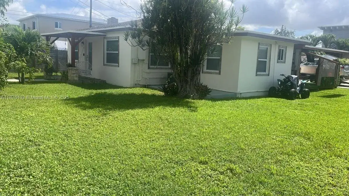 1129 NW 5th Ave, Florida City FL 33034 photo 2