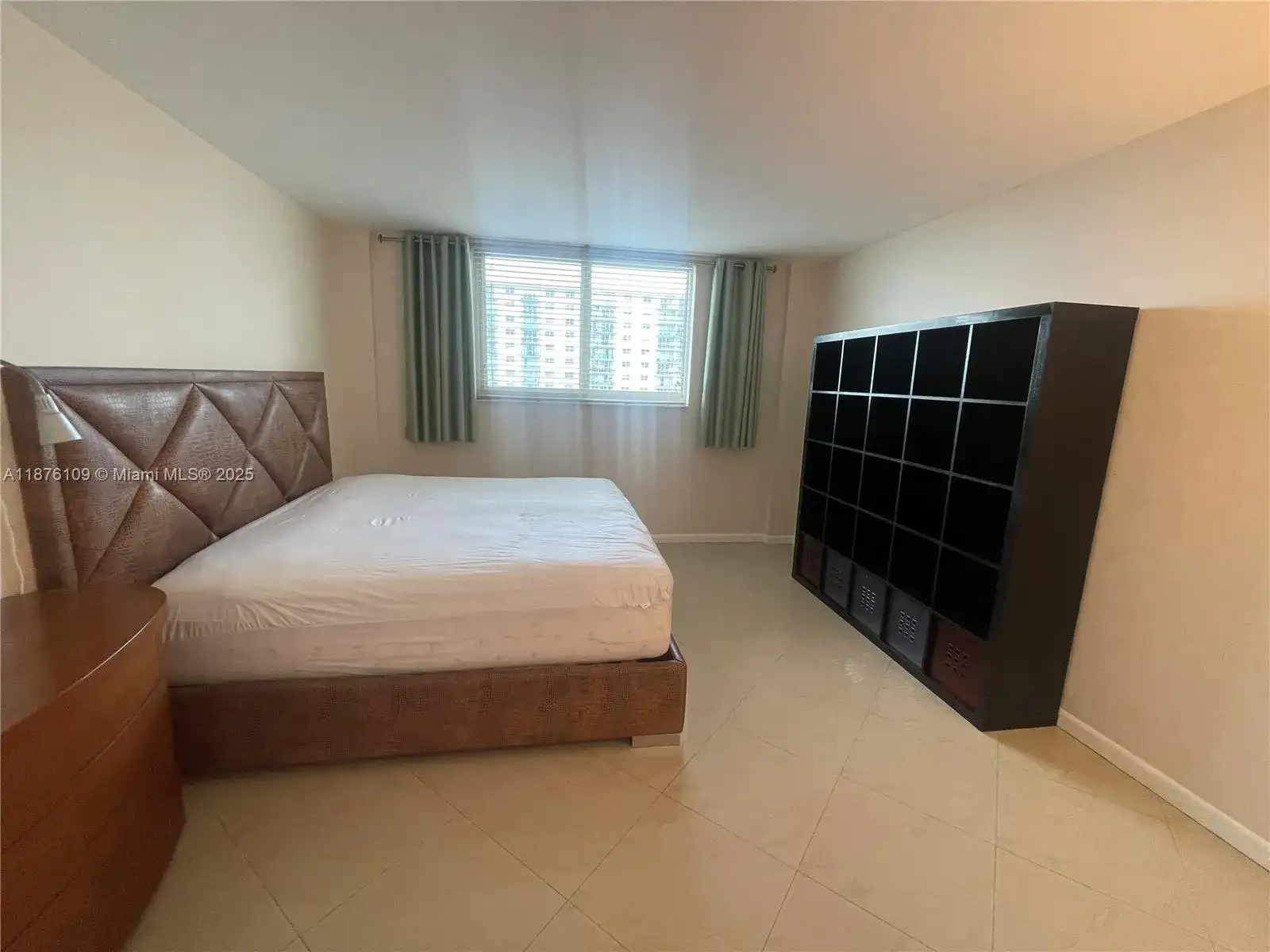 19380 Collins Ave # 1014, Sunny Isles Beach FL 33160 photo 4