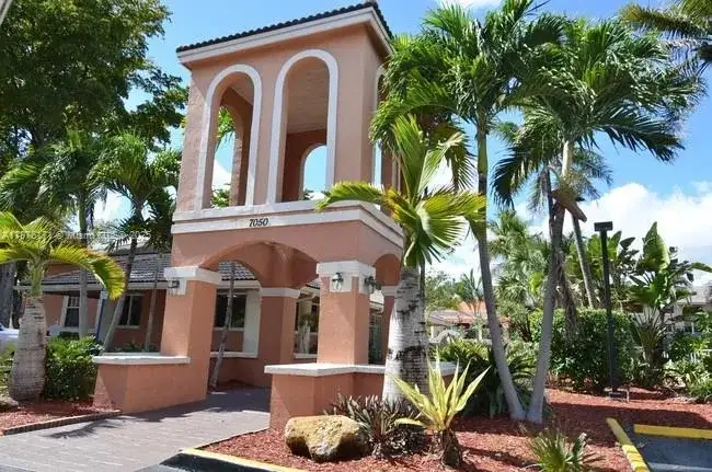 7070 NW 179th St # 201, Hialeah FL 33015 photo 3