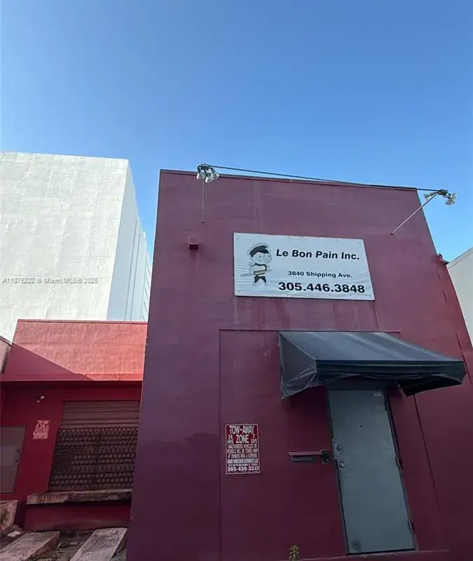 3840 Shipping Ave, Miami FL 33146