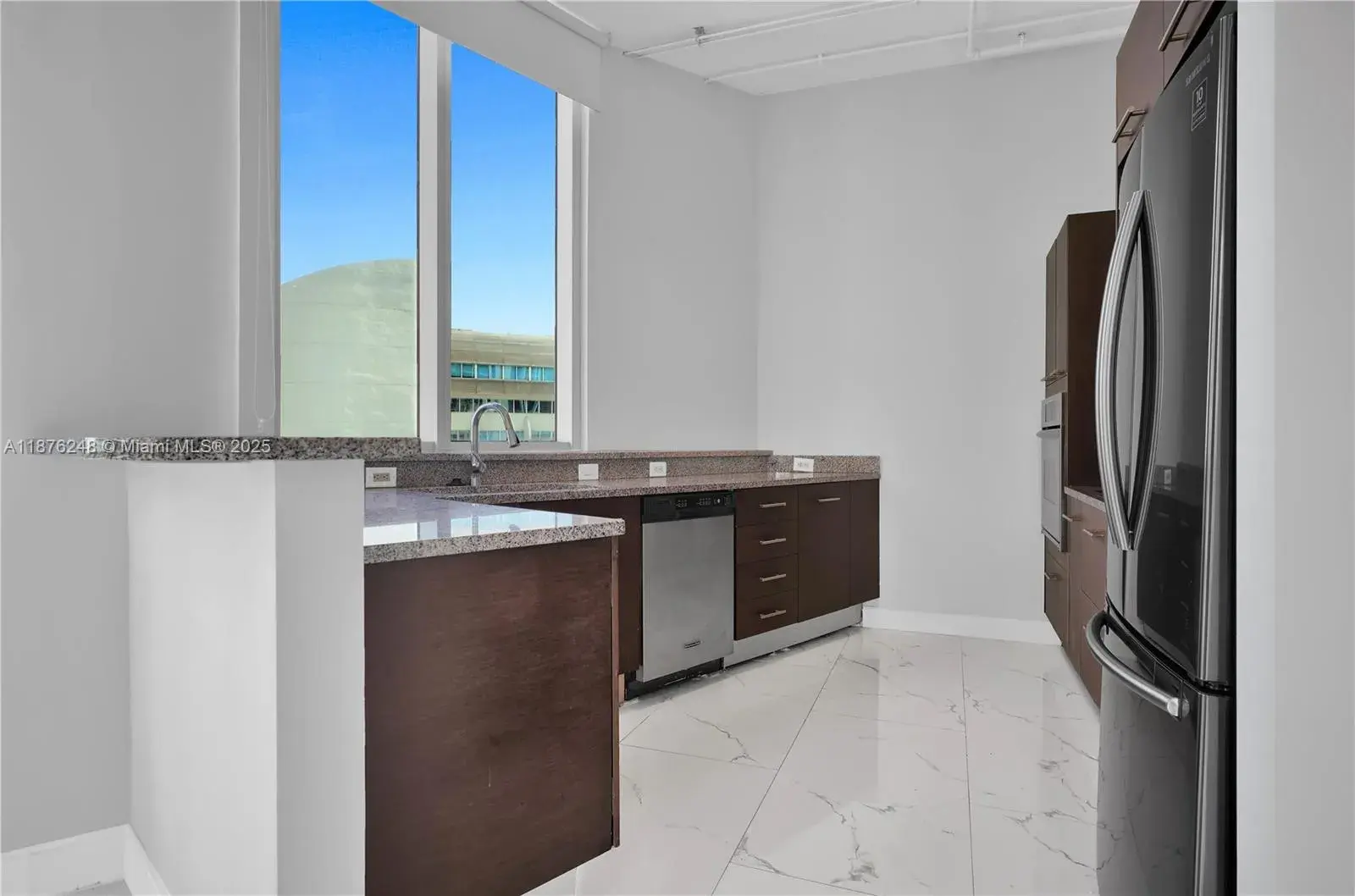 3029 NE 188th St # 625, Aventura FL 33180