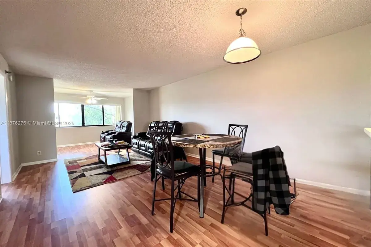 4820 W Lucerne Lakes Blvd W # 207, Lake Worth FL 33467