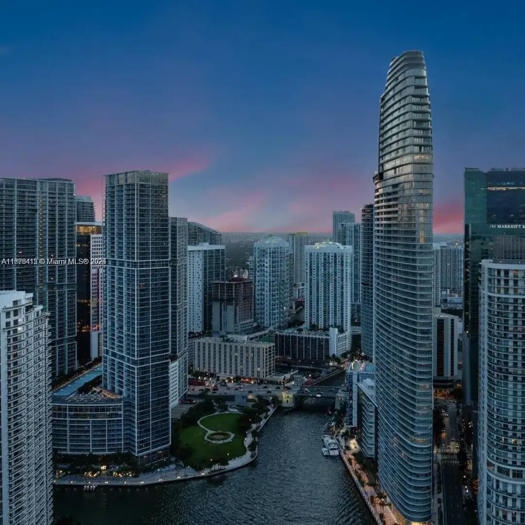 300 Biscayne Blvd Way # 2308, Miami FL 33131 photo 3