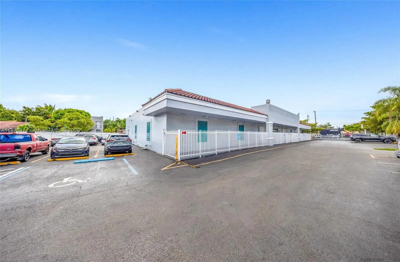 2901 NW 17th Ave, Miami FL 33142