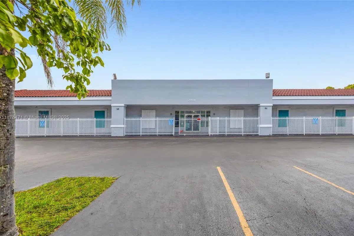 2901 NW 17th Ave, Miami FL 33142