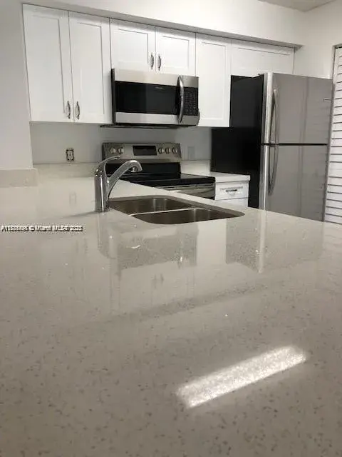 650 S Park Rd # 5, Hollywood FL 33021