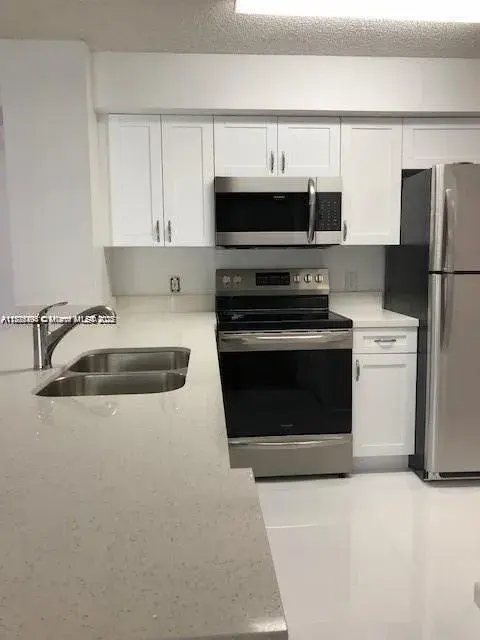 650 S Park Rd # 5, Hollywood FL 33021