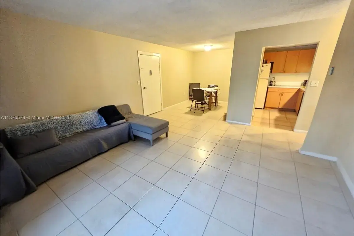 411 Executive Center Dr # 209, West Palm Beach FL 33401