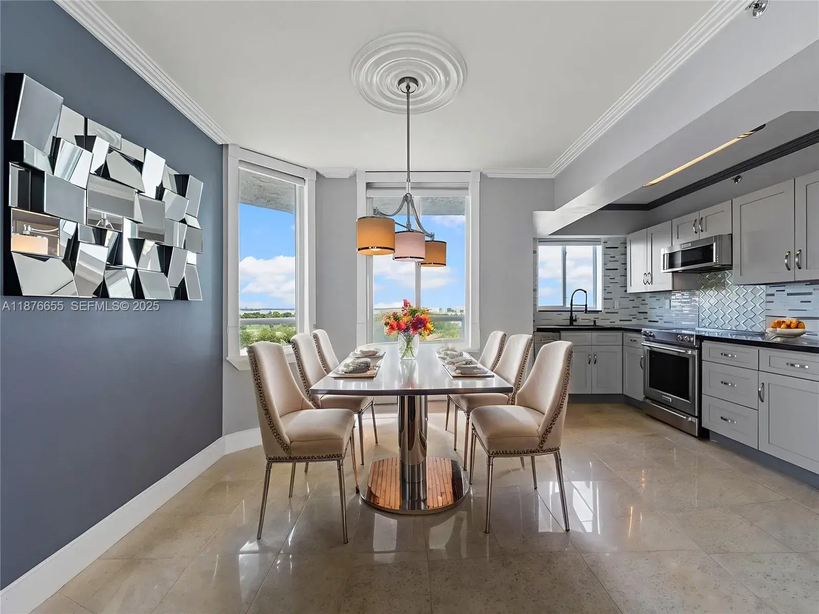 5900 Collins Av, Miami Beach FL 33140