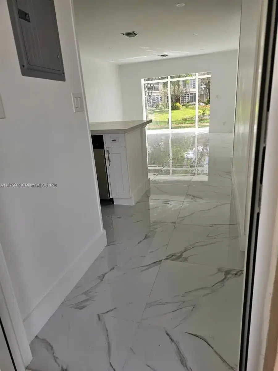 3430 NW 52nd Ave # 104, Lauderdale Lakes FL 33319 photo 2
