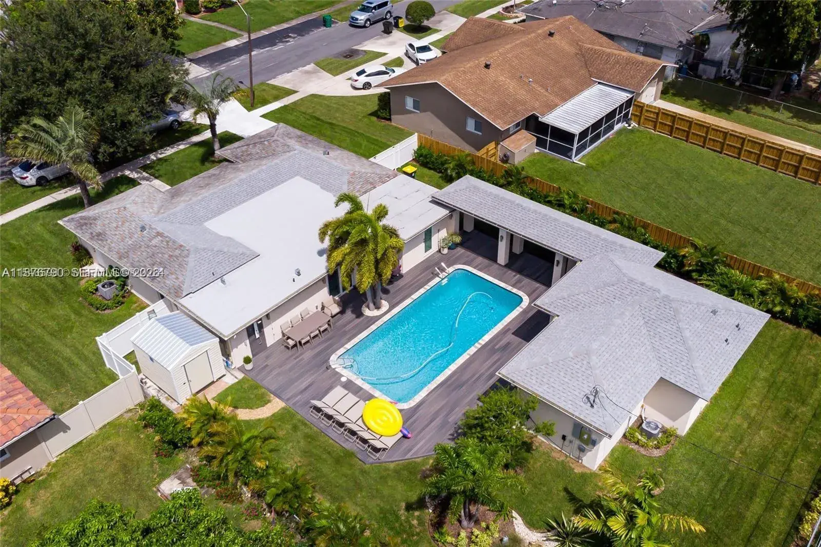 235 SE 6th St, Dania Beach FL 33004