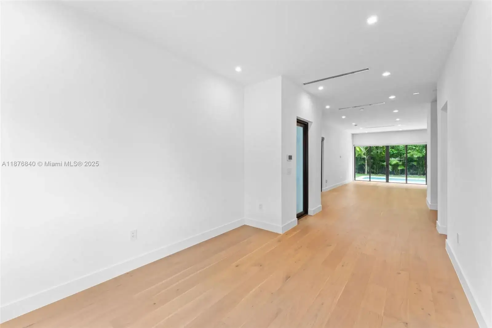 3130 & 3132 Plaza St, Miami FL 33133 photo 5