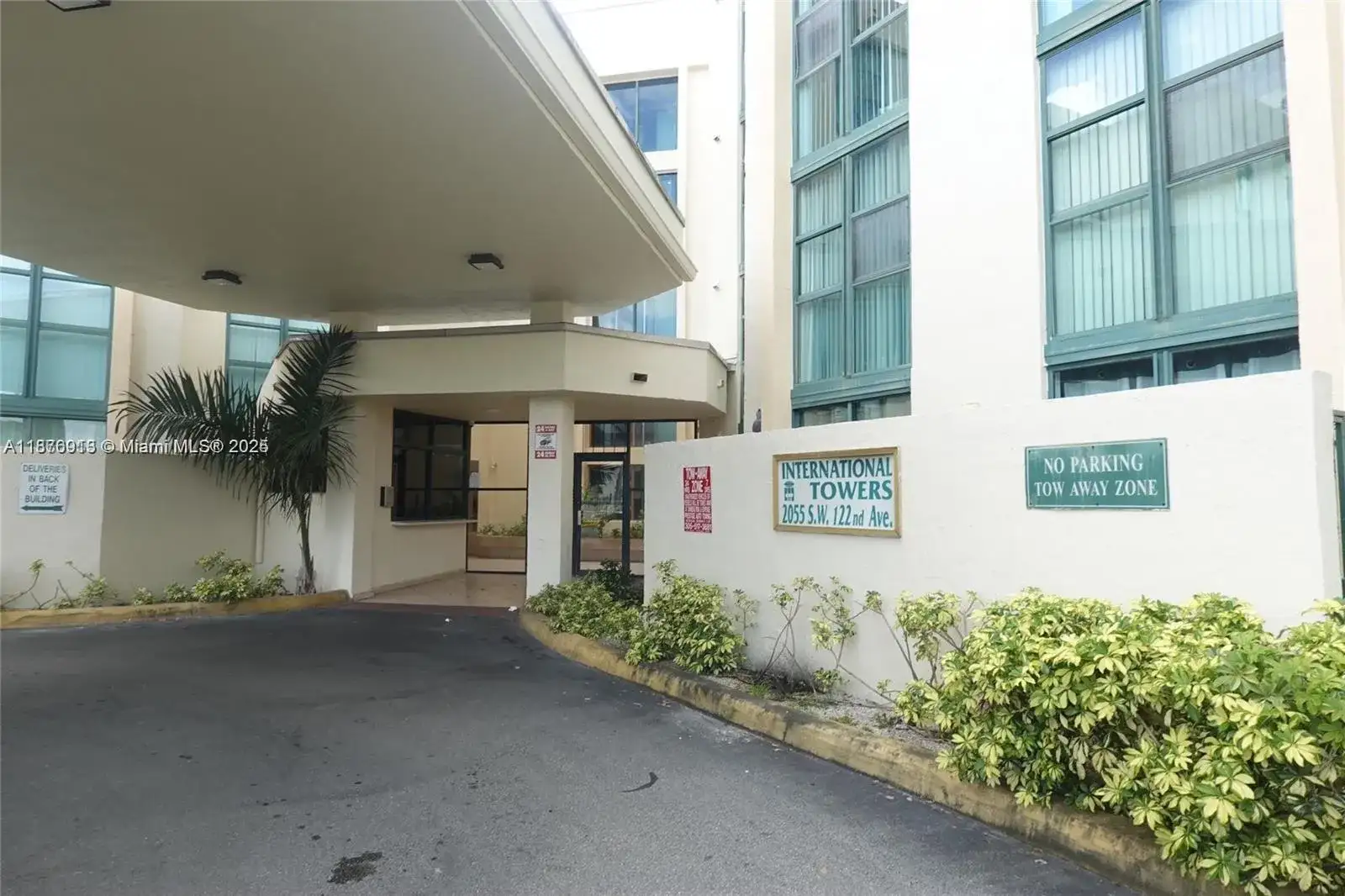 2055 SW 122nd Ave # 305, Miami FL 33175 photo 4