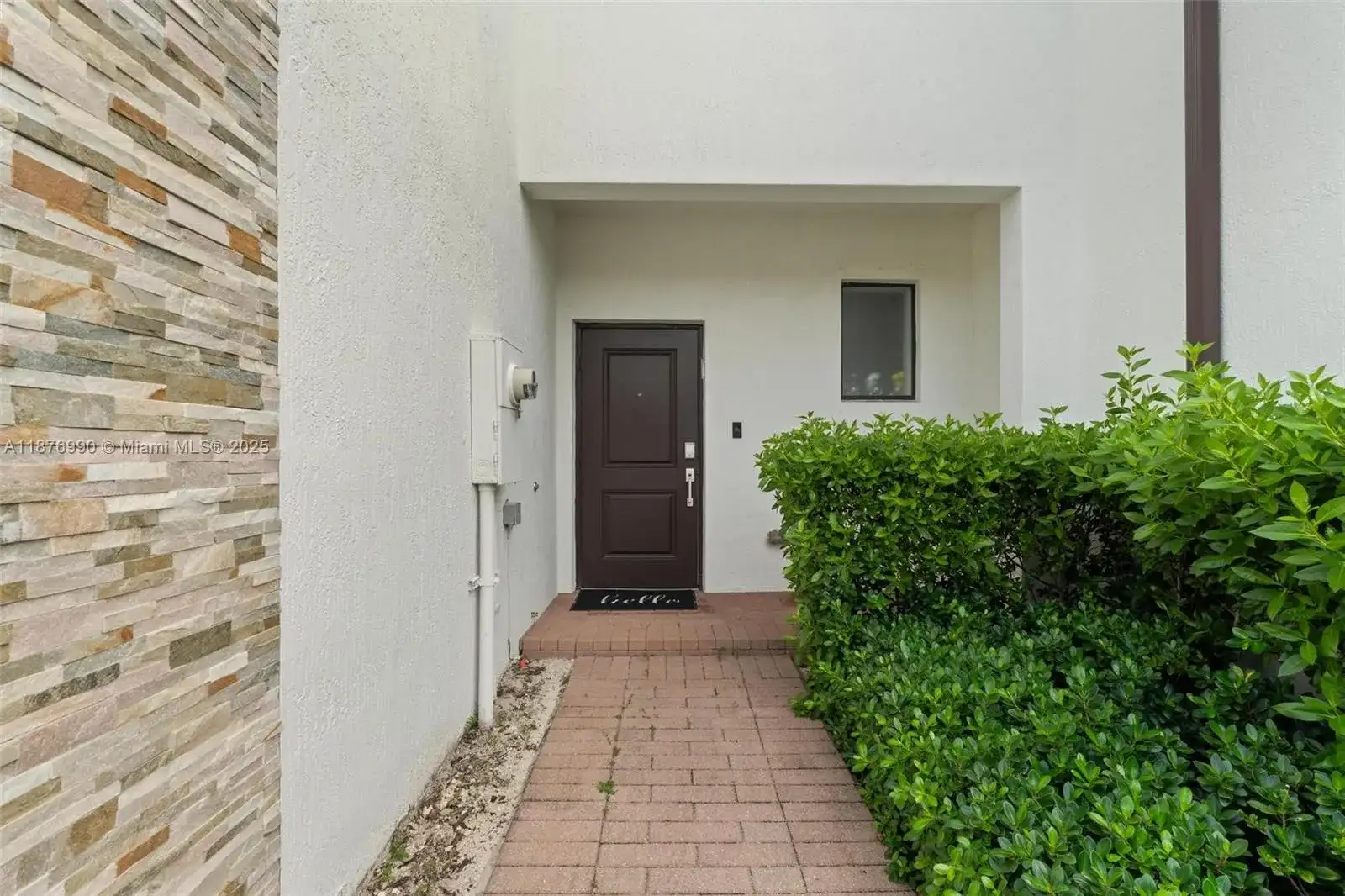 403 NE 212th St, Miami FL 33179 photo 3