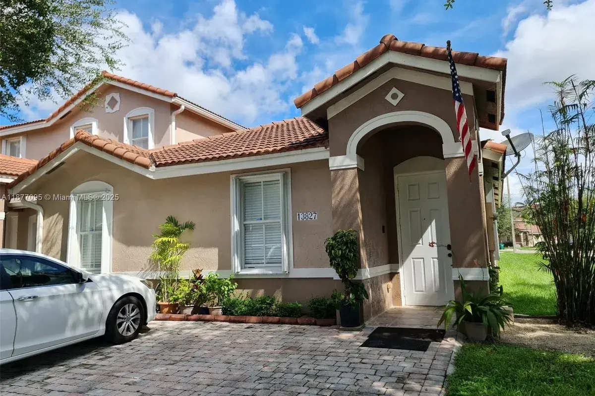 13827 SW 274th Ter, Homestead FL 33032