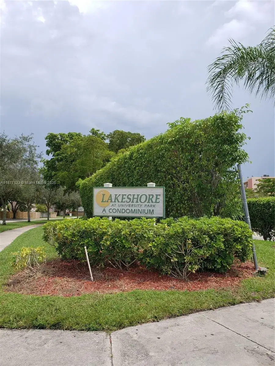 8540 N Sherman Cir # 204, Miramar FL 33025