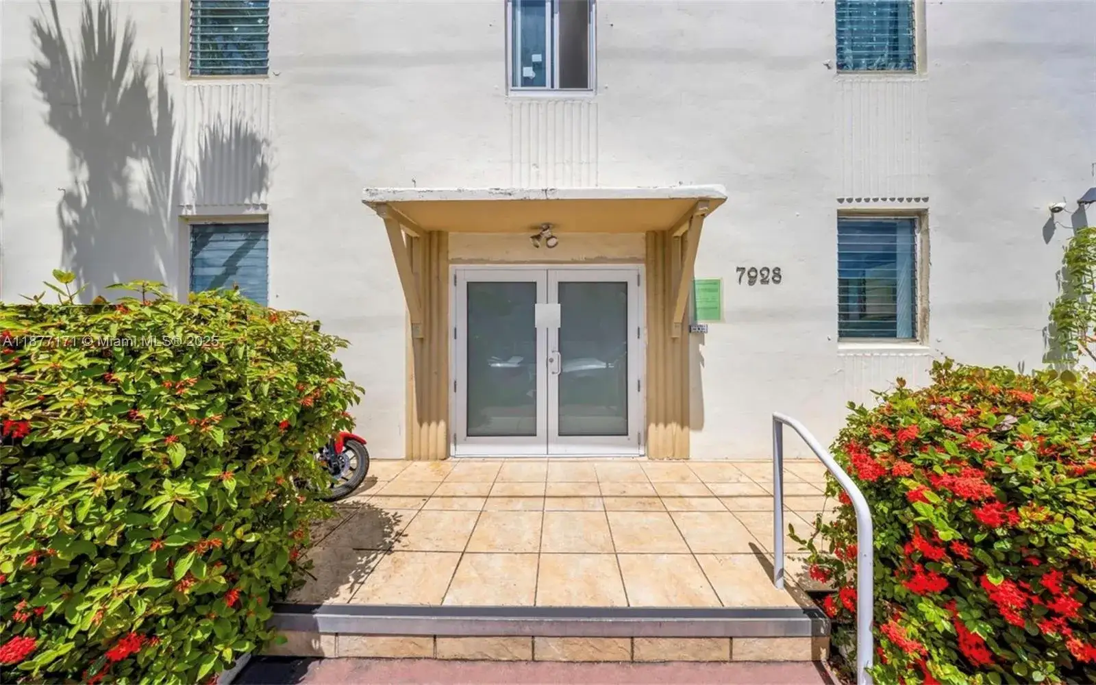 1 bedroom 1 bath Residential for sale at 7928 Harding Ave # 1, Miami Beach FL 33141