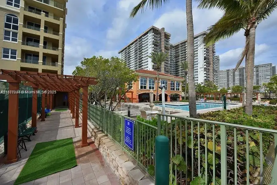 2080 S Ocean Dr # 1507, Hallandale Beach FL 33009 photo 4