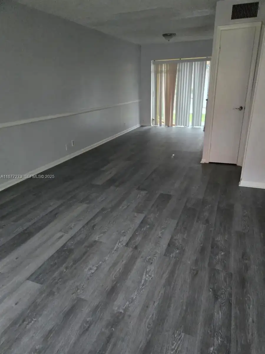 5221 NW 27th St # 9C, Lauderhill FL 33313 photo 2