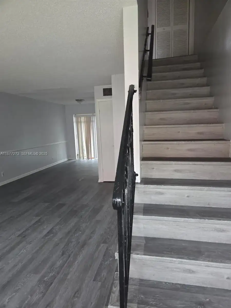 5221 NW 27th St # 9C, Lauderhill FL 33313 photo 4