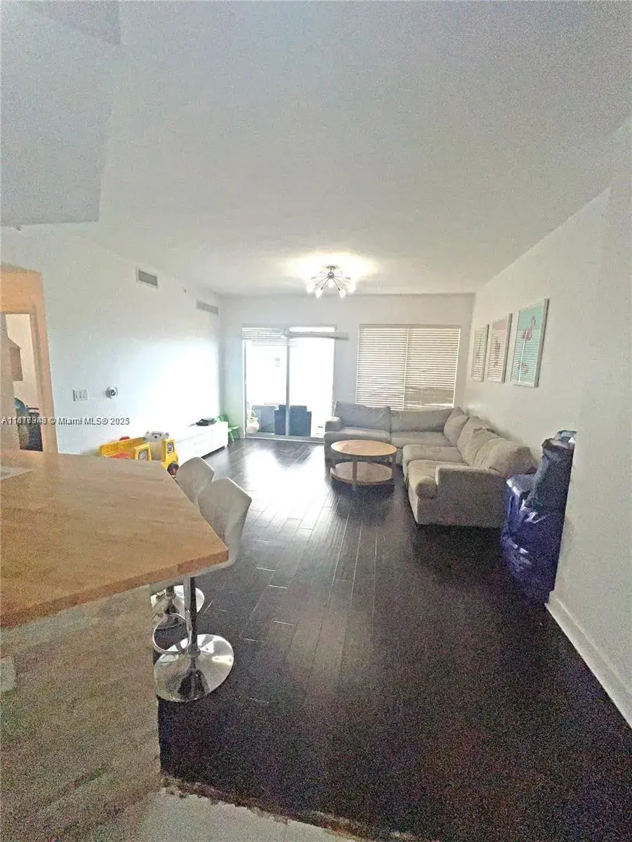 1830 Radius Dr # 1123, Hollywood FL 33020