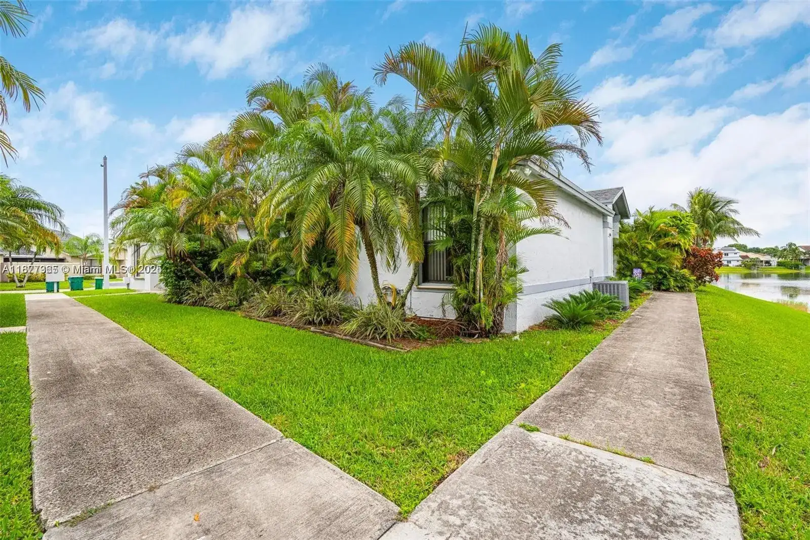 6604 SW 152nd Pl # 04, Miami FL 33193 photo 2