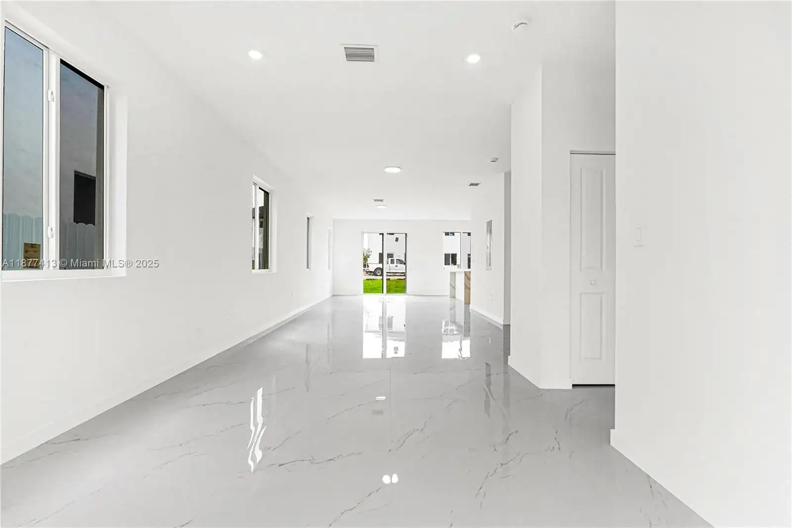 22425 SW 125th Ave # 19A, Miami FL 33170 photo 2