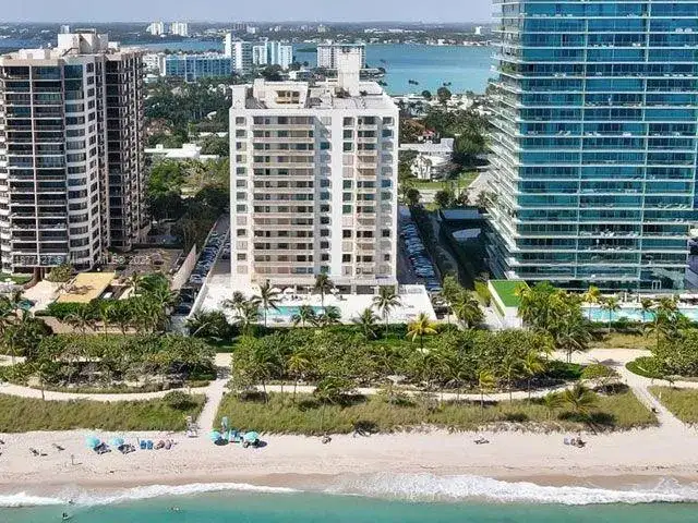 10185 Collins Ave # 319, Bal Harbour FL 33154 photo 2