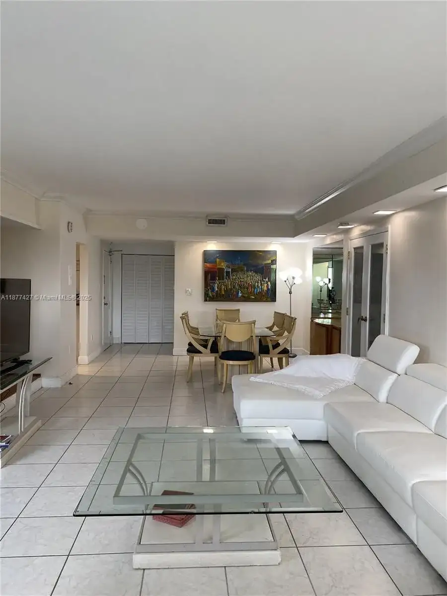 10185 Collins Ave # 319, Bal Harbour FL 33154 photo 5