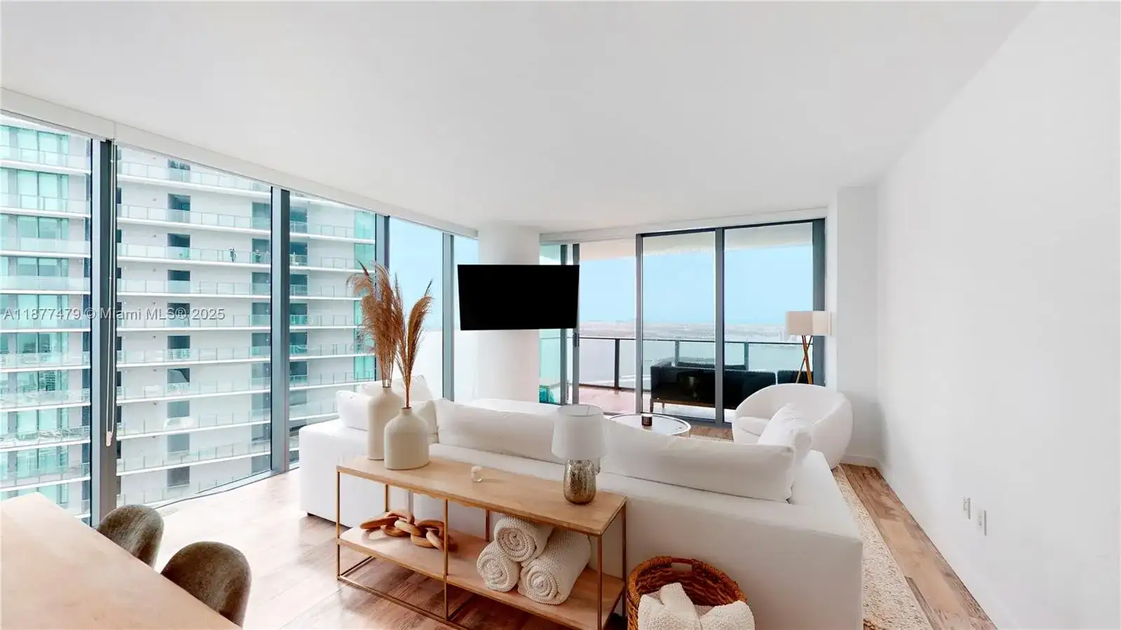 650 NE 32ND ST # 4607, Miami FL 33137 photo 2