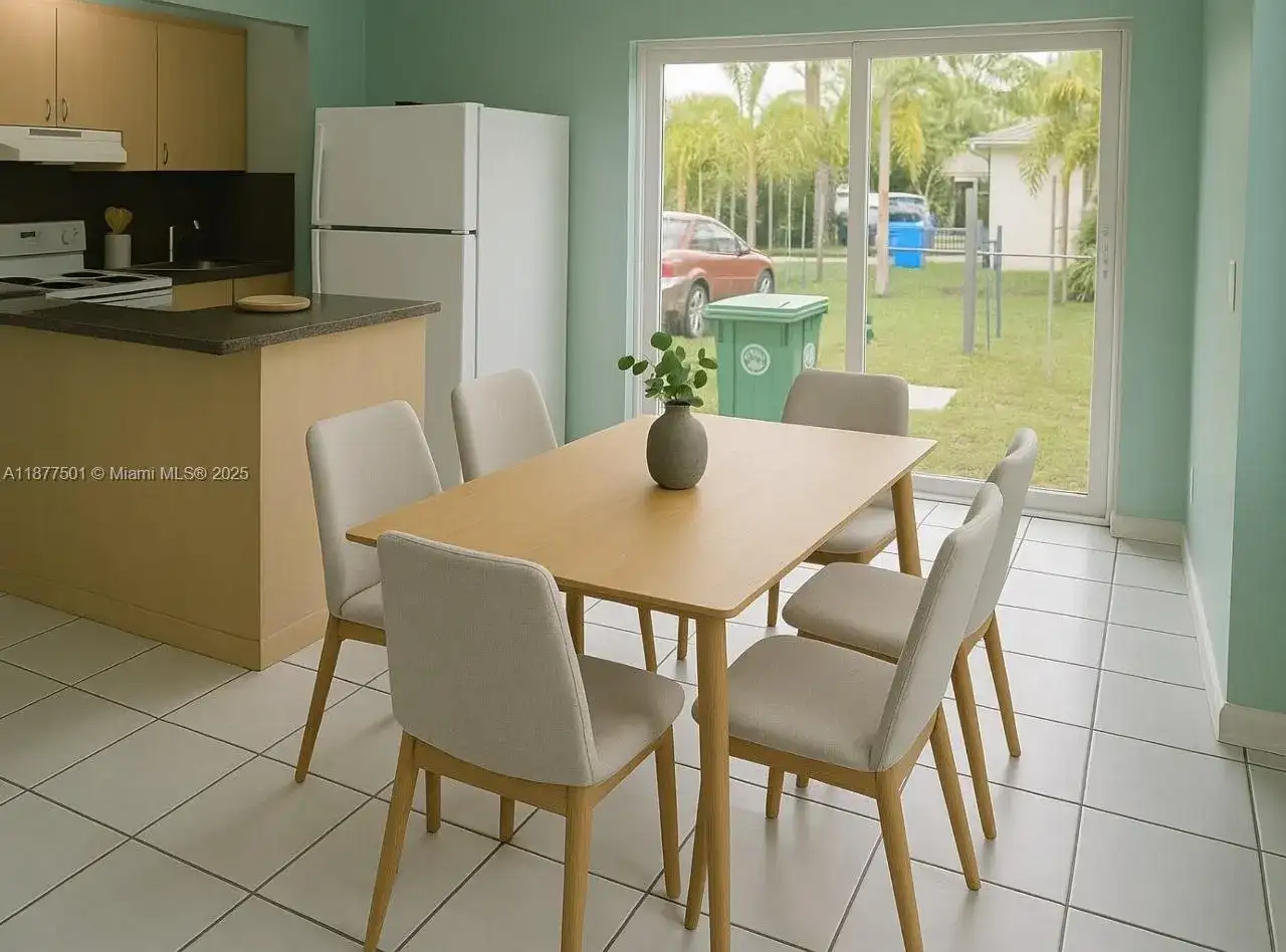 2755 NW 11th St # B, Miami FL 33125 photo 5