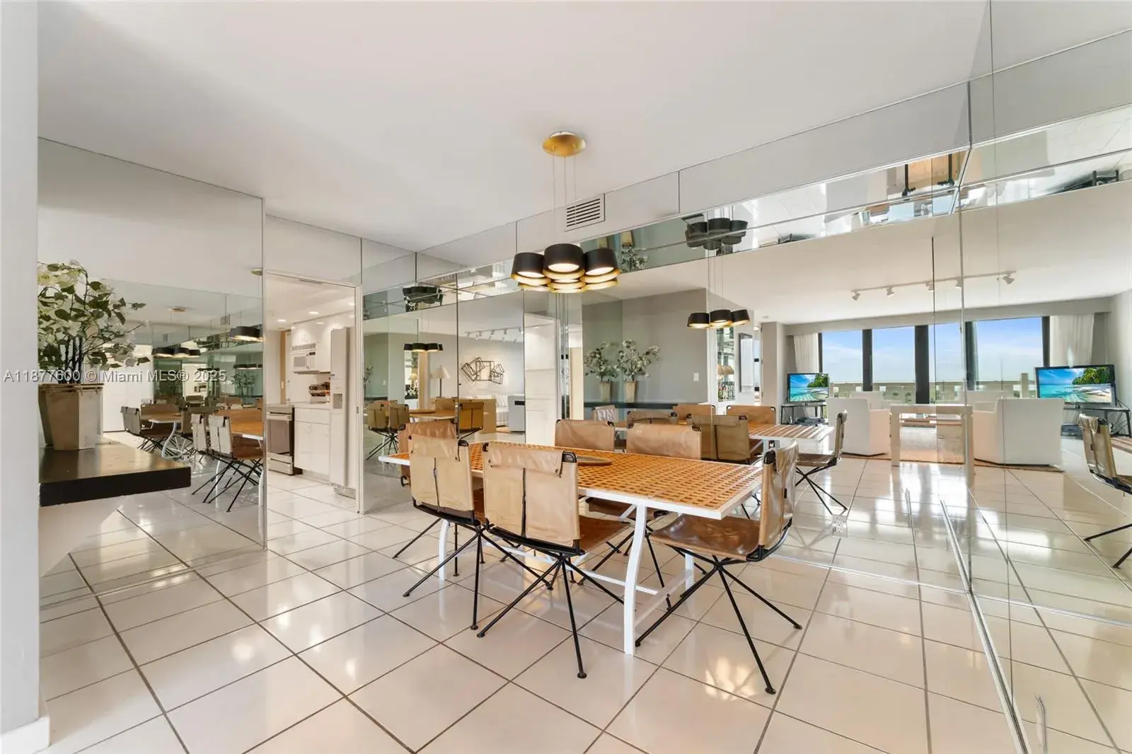 1121 Crandon Blvd # E1206, Key Biscayne FL 33149