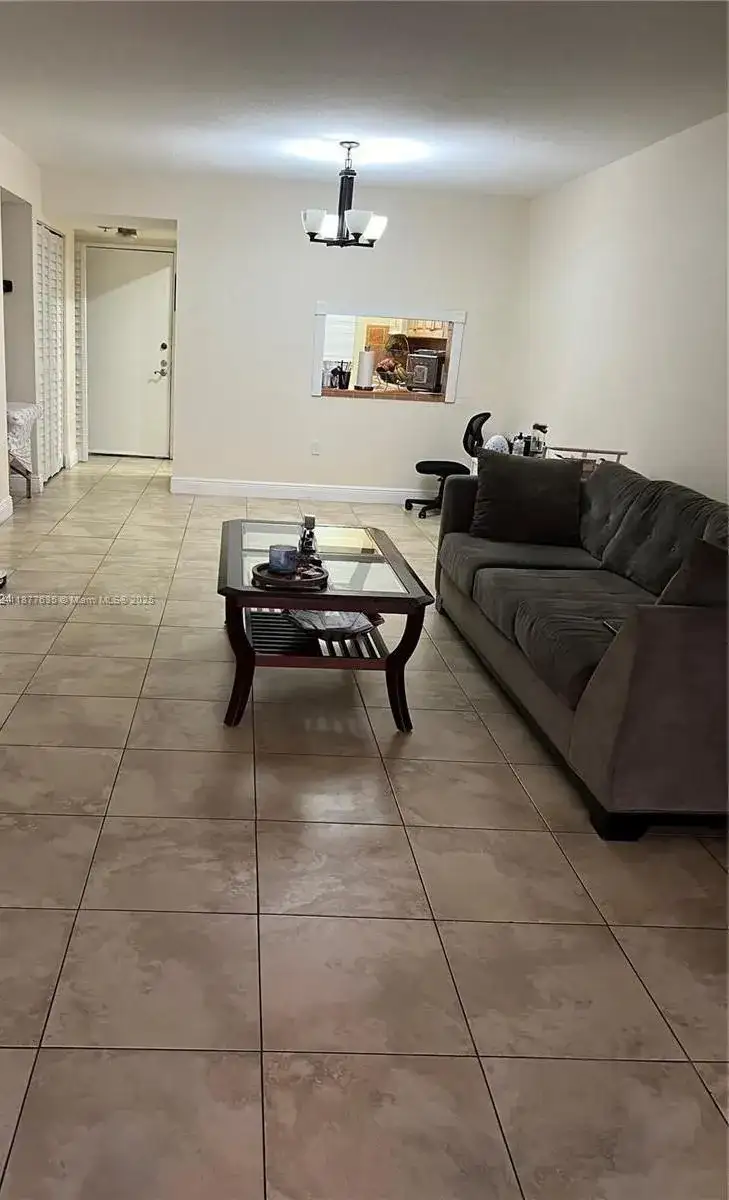 8875 Fontainebleau Blvd # 203, Miami FL 33172 photo 4