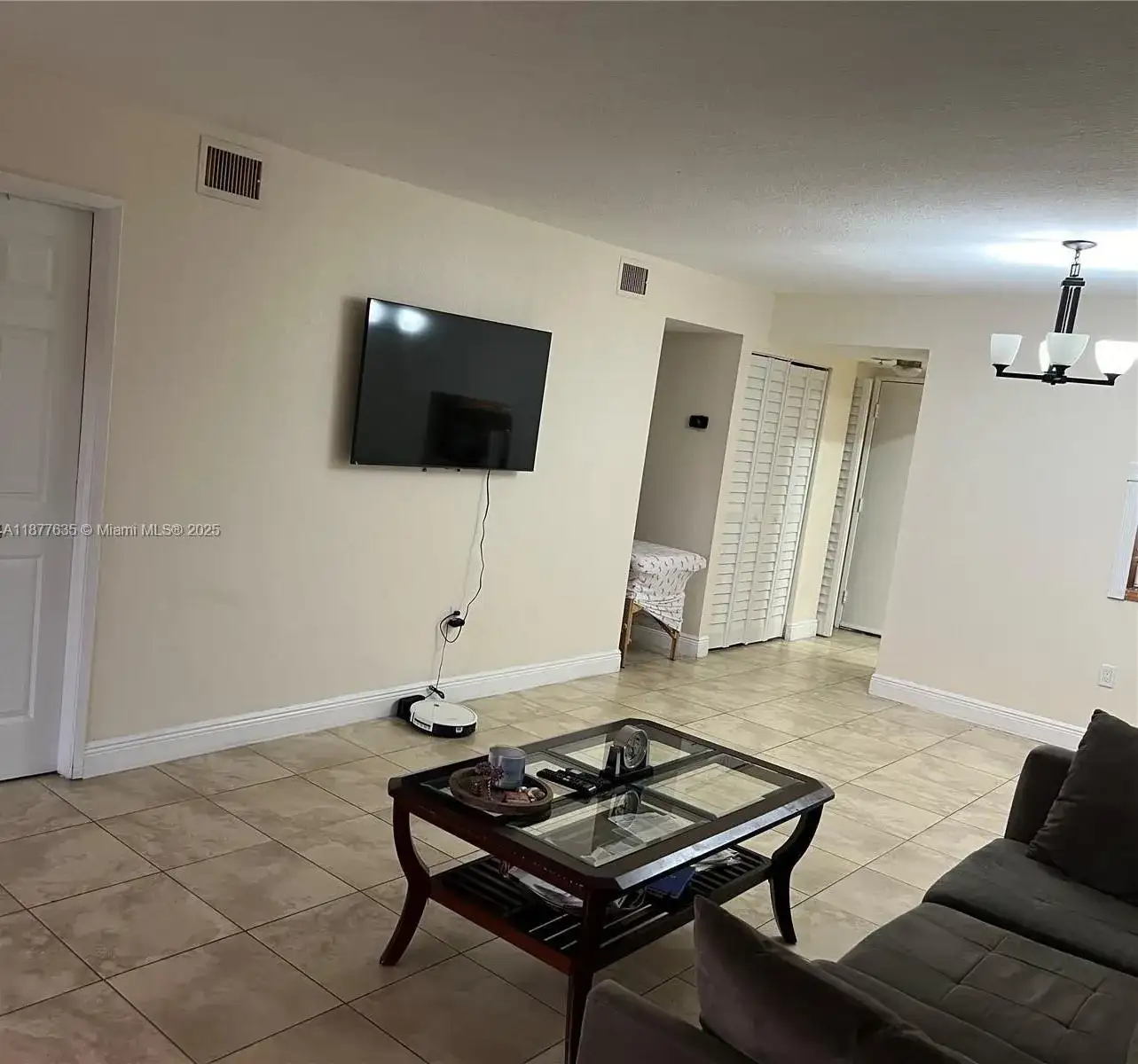 8875 Fontainebleau Blvd # 203, Miami FL 33172 photo 5
