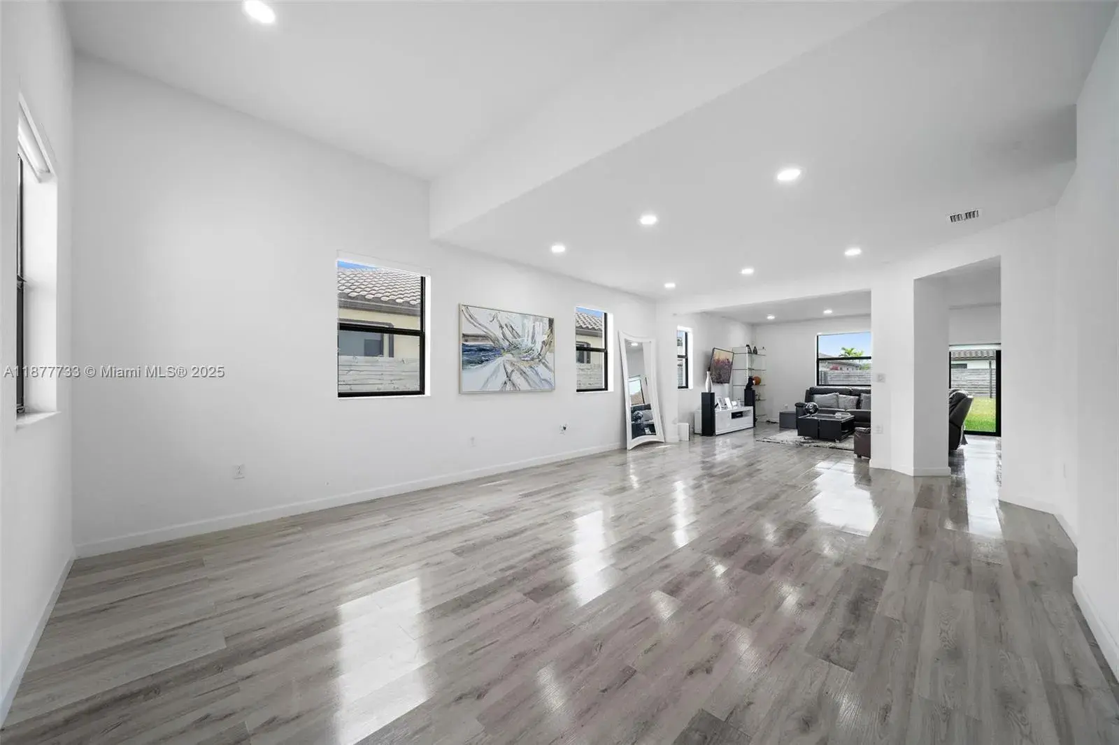 12833 SW 229th Ter, Miami FL 33170 photo 4