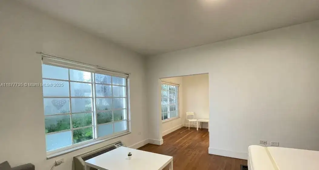 1602 Meridian Ave # 17, Miami Beach FL 33139 photo 2