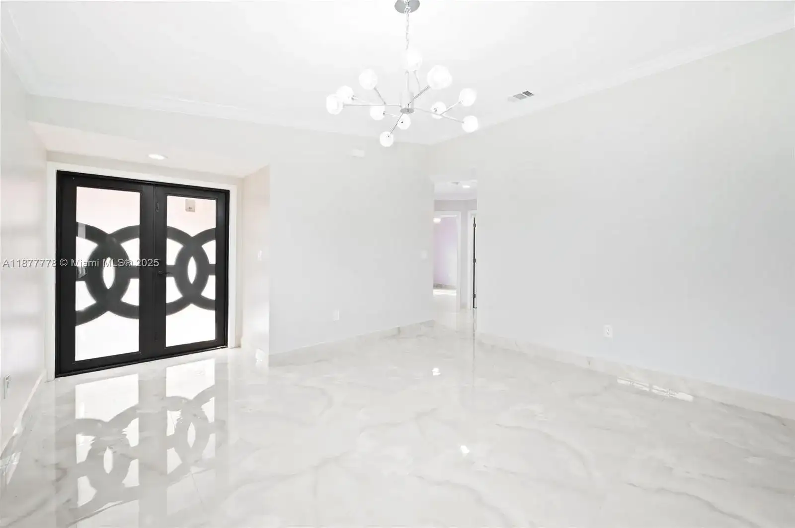 3203 W 70th Ter, Hialeah FL 33018 photo 4