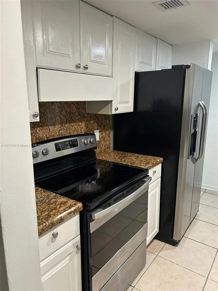 9030 SW 159th Ter # D, Palmetto Bay FL 33157