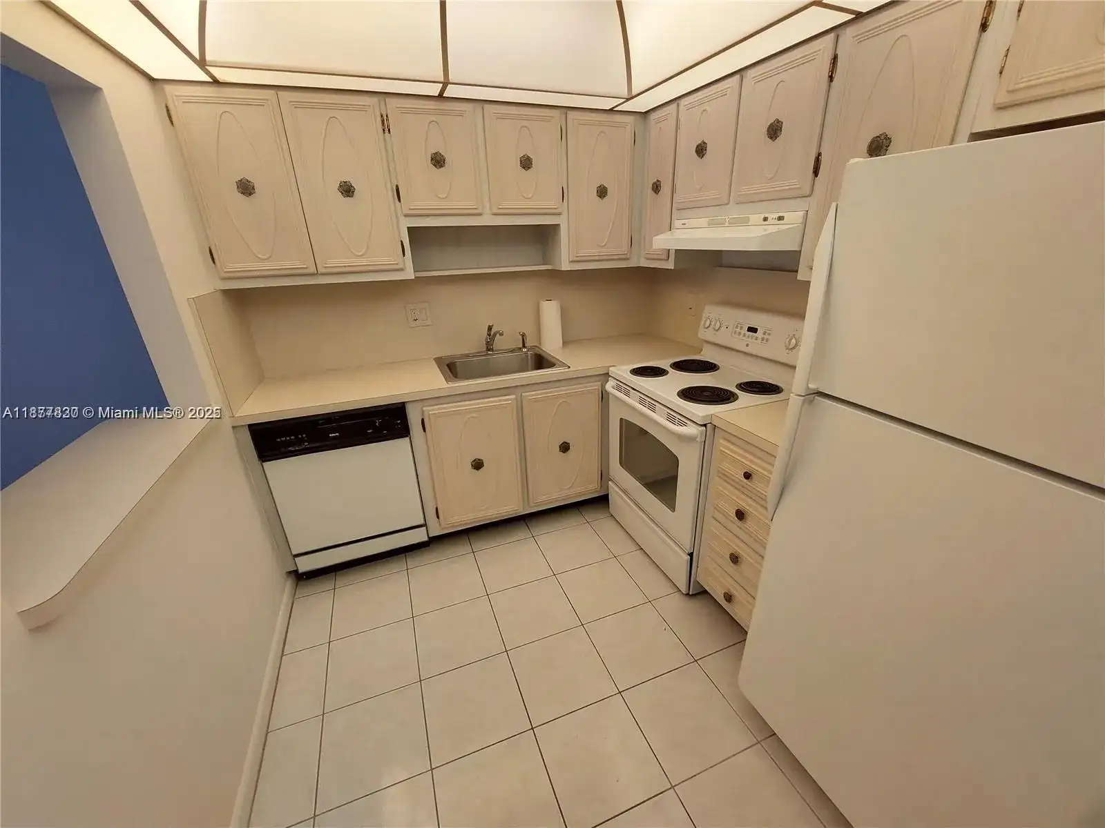 257 S Cypress Rd # 438, Pompano Beach FL 33060 photo 2