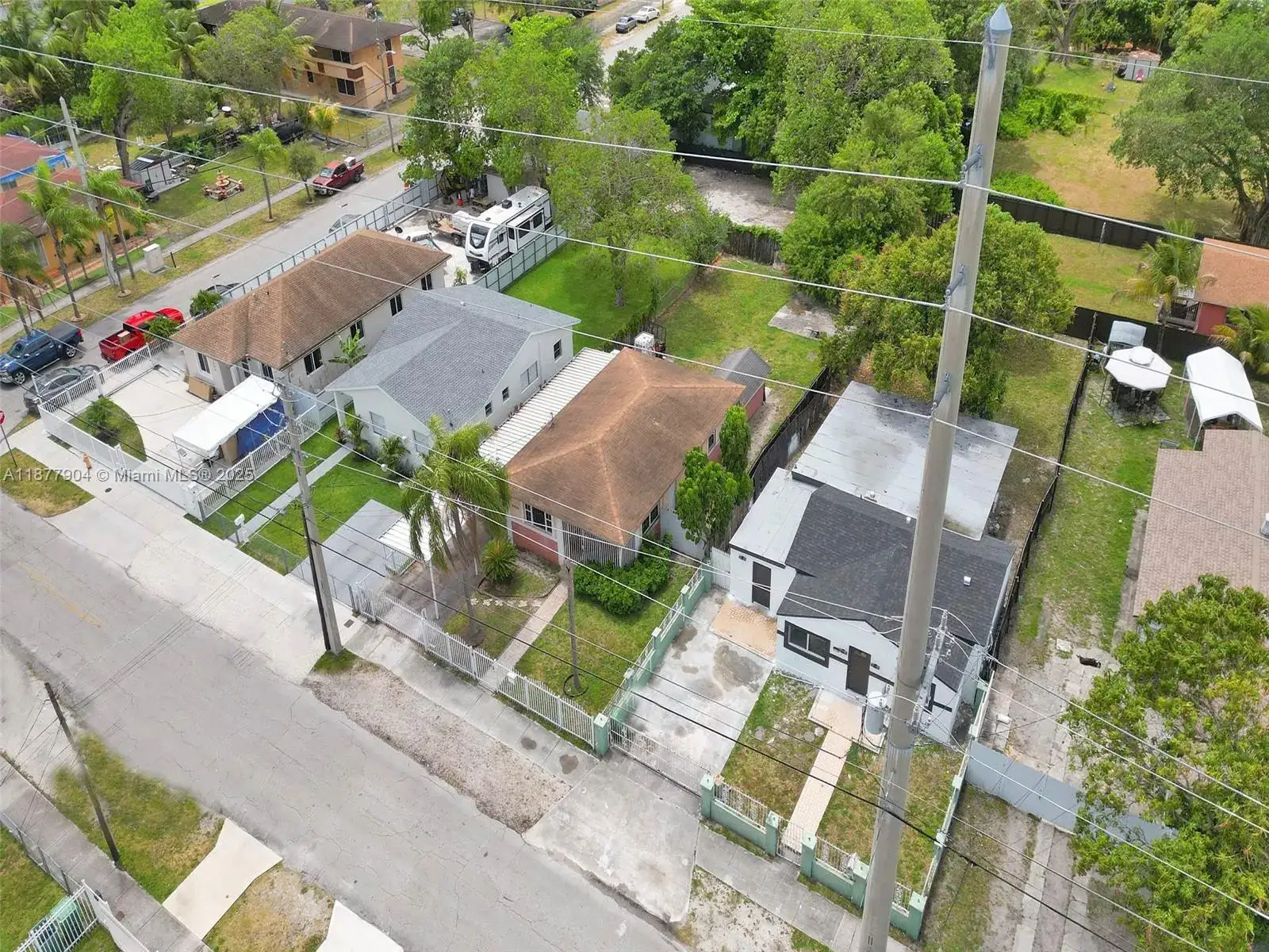 6320 NW 23rd Ave, Miami FL 33147 photo 2