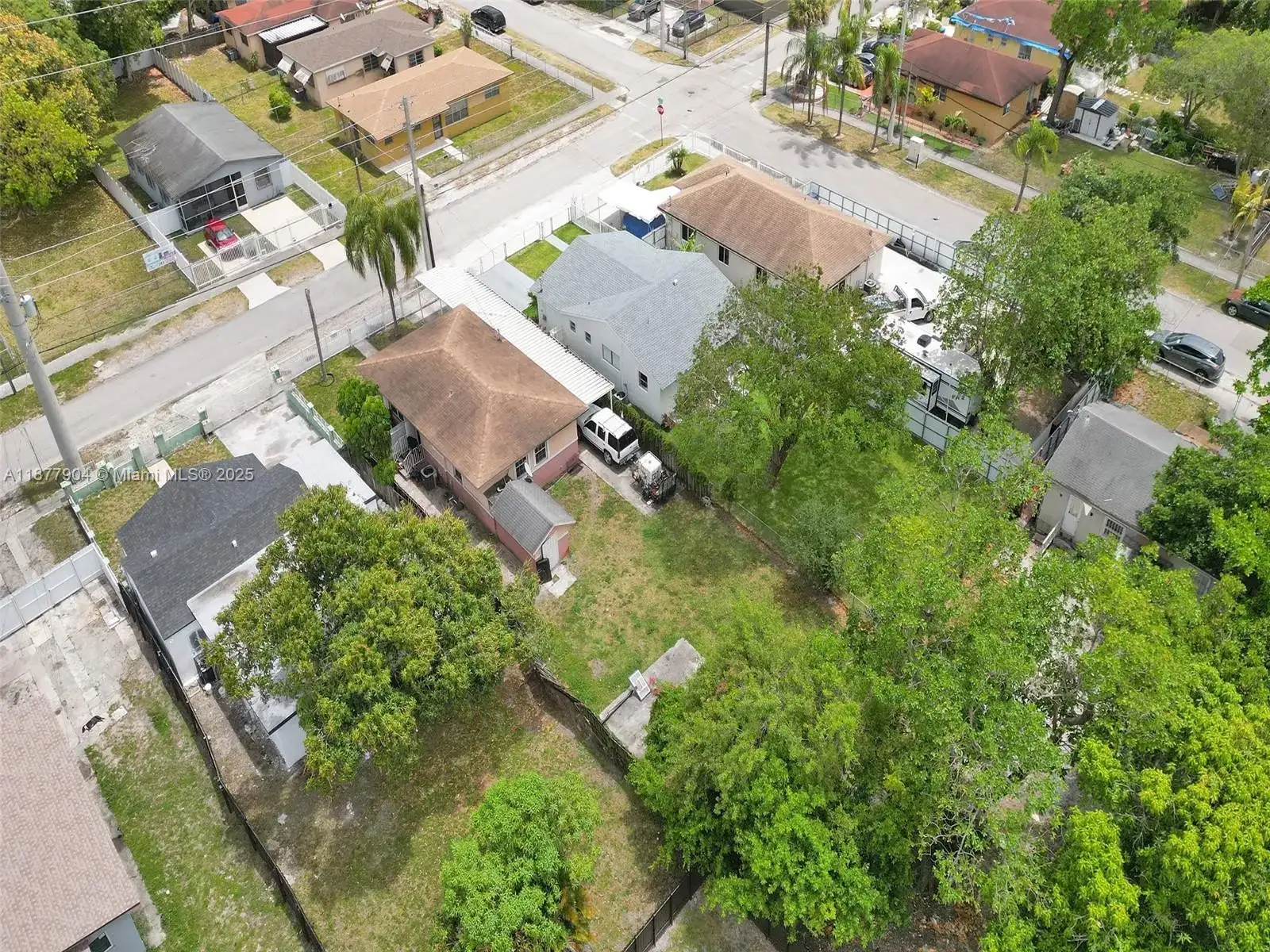6320 NW 23rd Ave, Miami FL 33147 photo 4